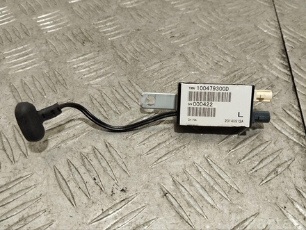 Tesla 100479300D MODEL S 2013 Antennenverstärker