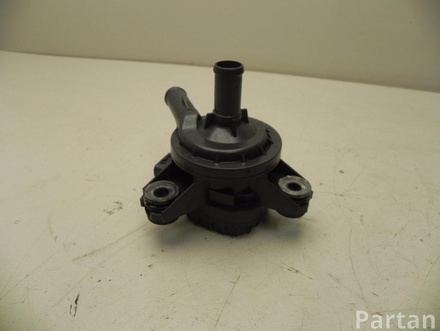 Lexus G9040-33030 / G904033030 IS III (_E3_) 2014 Water Pump