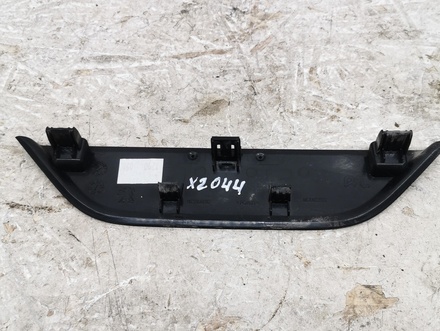 Peugeot 9827836080 208 II (P21) 2021 Abdeckkappe für Schalttafel