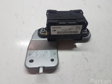 Volvo 30667844AA V70 II (SW) 2006 Sensor, aceleración transversal