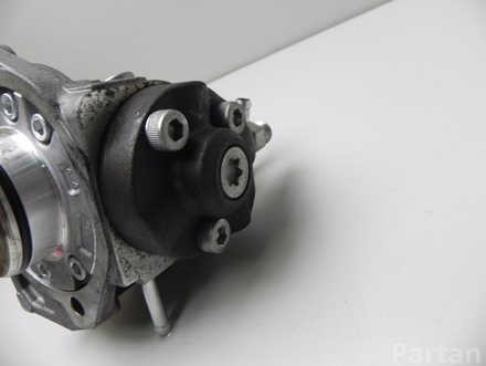 Mazda R2AA 13 800 / R2AA13800 3 (BL) 2010 Bomba de combustible