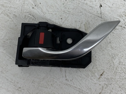 Mazda T8315 3 (BM) 2018 Door Handle