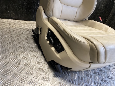 Volkswagen TOUAREG (7P5) 2011 Asiento del pasajero