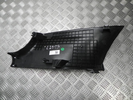 Tesla 1616371-00-A / 161637100A Model Y 2022 Lining, pillar c Lower right side