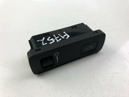 Volvo P31376510 V90 II 2017 Switch module for seat