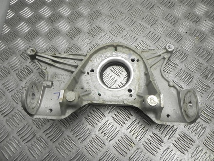 Tesla 1044371-00-D / 104437100D Model Y 2022 Montagehalter