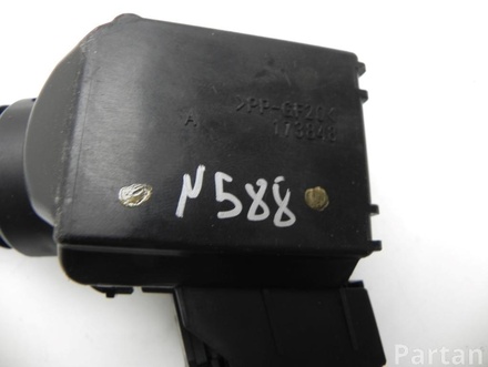 Lexus 173848 CT (ZWA10_) 2011 Steering column switch